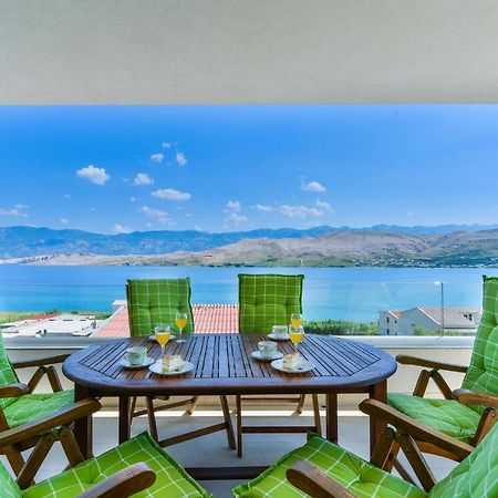 2 Bedroom Beautiful Apartment In Pag باغ المظهر الخارجي الصورة