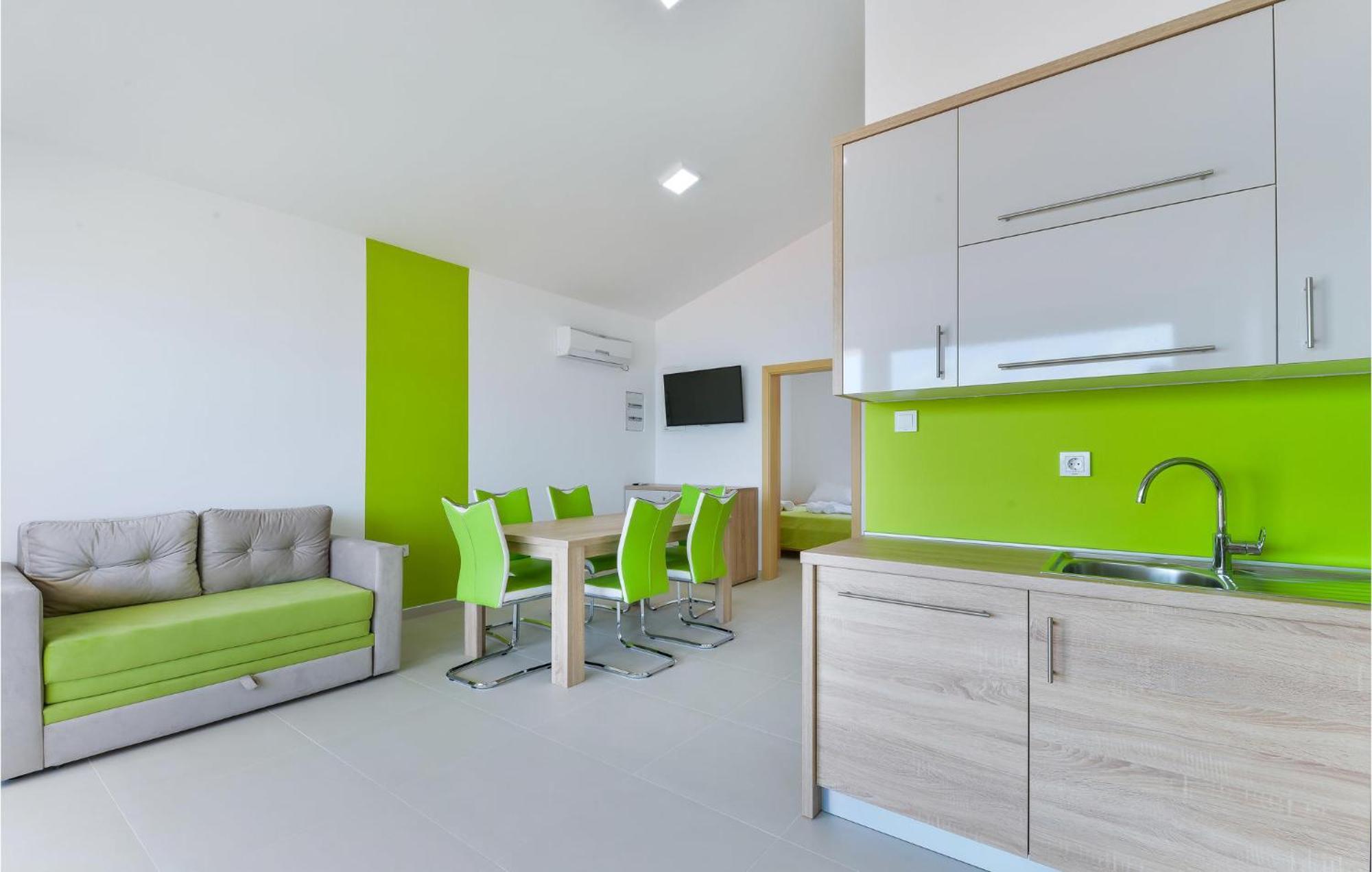 2 Bedroom Beautiful Apartment In Pag باغ المظهر الخارجي الصورة