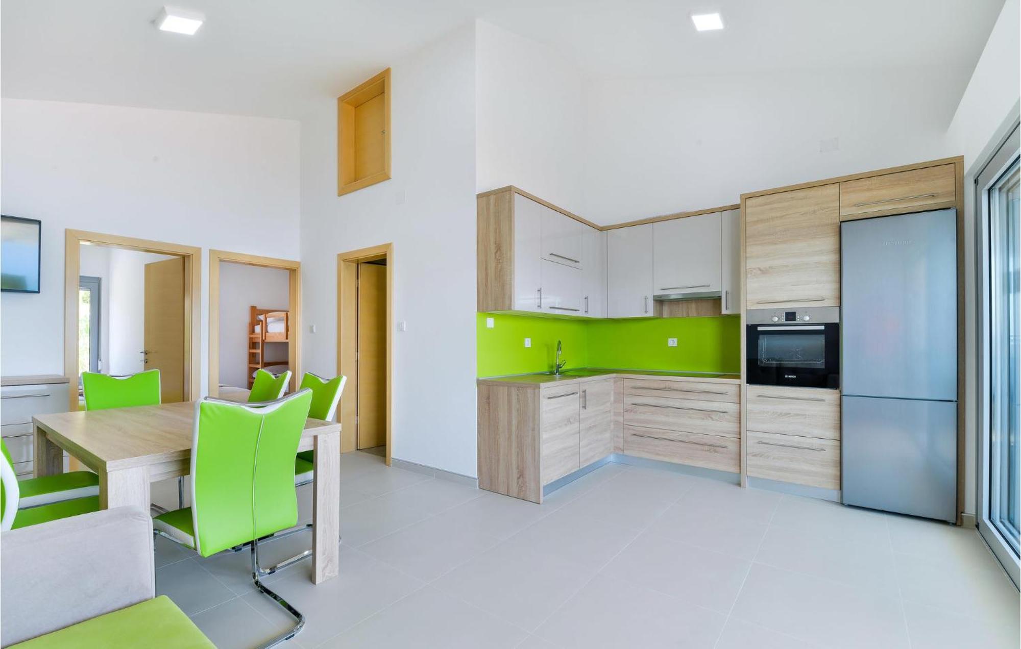 2 Bedroom Beautiful Apartment In Pag باغ المظهر الخارجي الصورة