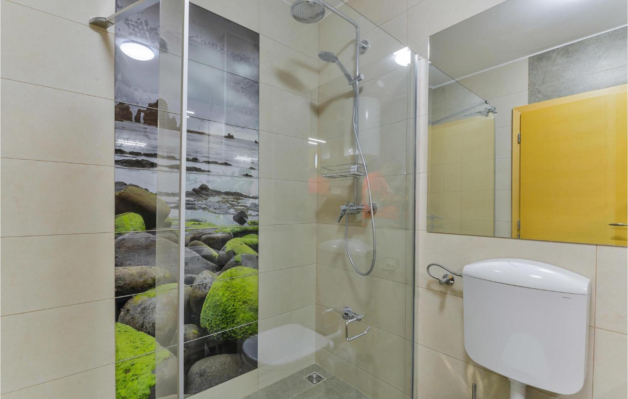 2 Bedroom Beautiful Apartment In Pag باغ المظهر الخارجي الصورة